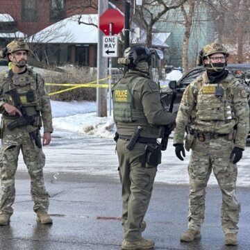 VS: agent schiet vrouw dood tijdens ICE-operatie