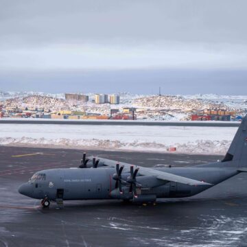 Europa stuurt soldaten naar Groenland om statement te maken richting VS