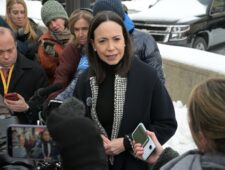 Venezuela: Corina Machado en Delcy Rodríguez nemen elkaar op de korrel