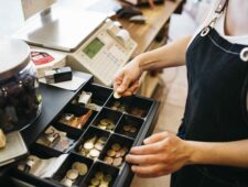 Noord-Europa liet cash achter zich, maar komt daar stilletjes op terug