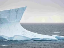 Met Groenland is de Arctische geest uit de fles