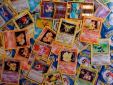 VS: Logan Paul veilt zeldzame Pokémonkaart voor recordbedrag