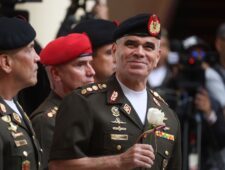 Venezuela: interim-president ontslaat minister van Defensie Padrino