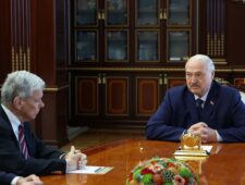 Belarus: Amerikaanse sancties versoepeld en 250 gevangenen vrijgelaten