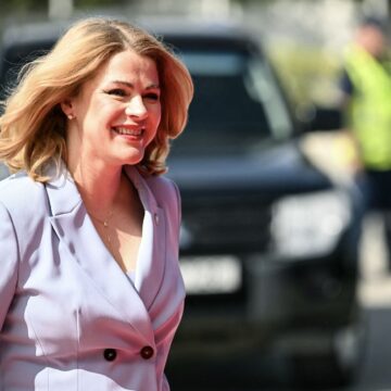 Letland: premier Evika Silina treedt af om drone-incident