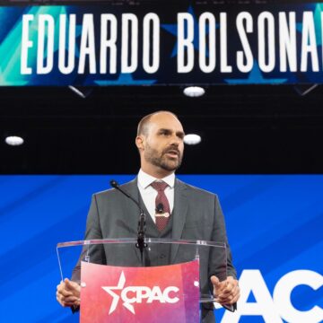 Brazilië: zoon van Bolsonaro krijgt vier jaar cel wegens lobbyen voor zijn vader