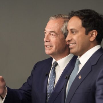 Nog niet bang voor een Britse dictatuur? Toch is daar alle reden toe