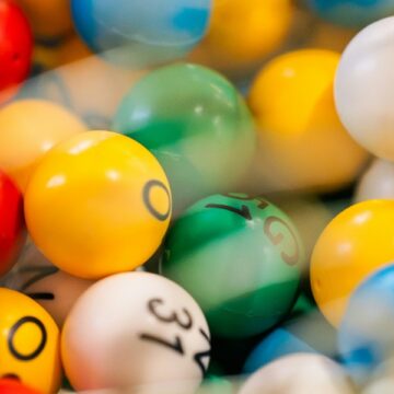 Waarom traditionele spelletjes online opnieuw populair worden