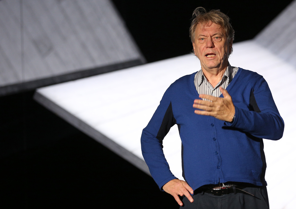 Johan Simons ‘Je moet mensen in het hart raken’ 360 Johan Simons ‘Je moet mensen in het hart raken’ 360