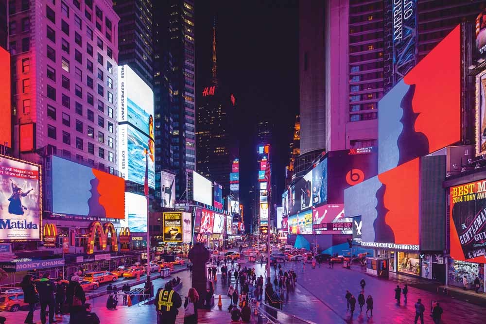 Midnight Moment van Rafaël Roozendaal op Times Square in New York. – © Michael Wells